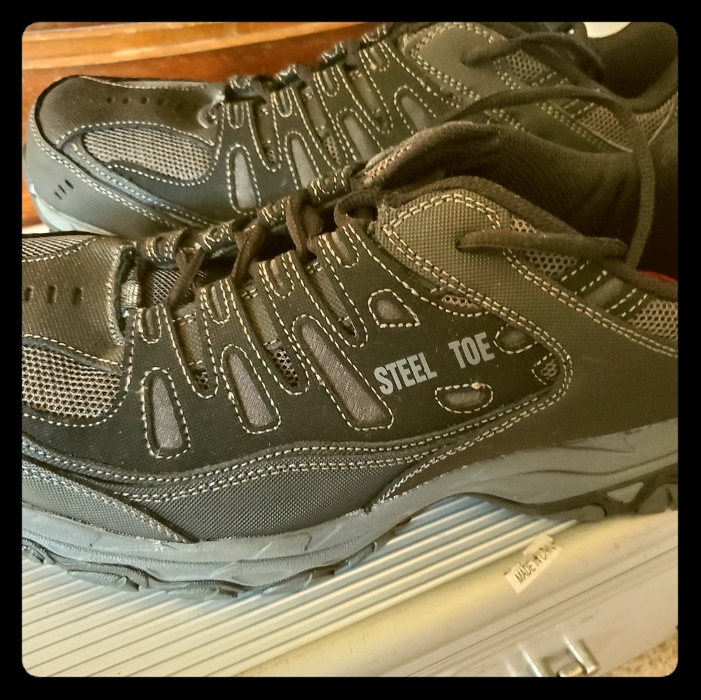 SKECHERS Men's Work Shoes